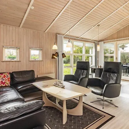 Semesterbostad Langeland With Sauna